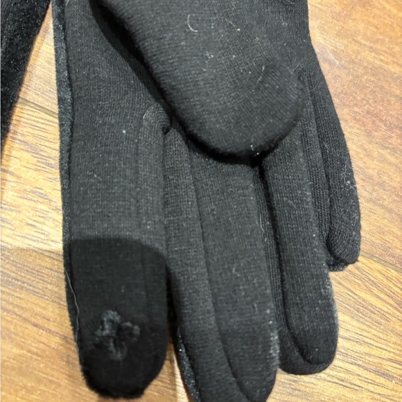 NWT original gloves.  Black - Picture 4 of 4